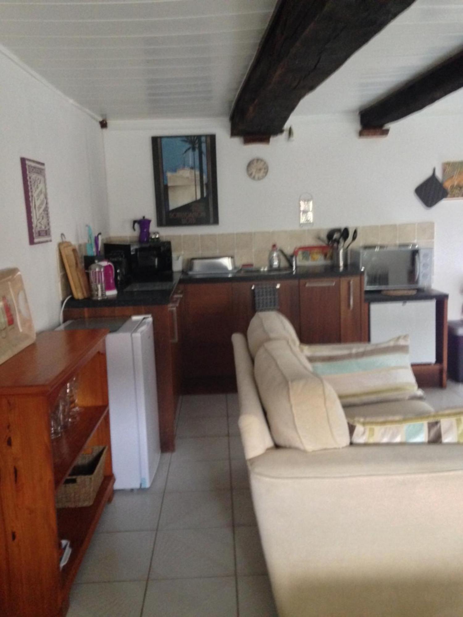 Le Petit Chateau, Matisse Noyal-Pontivy Luaran gambar